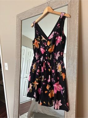Ted Baker Black Floral Sleeveless V-Neck Button Down Romper Size 1 Small